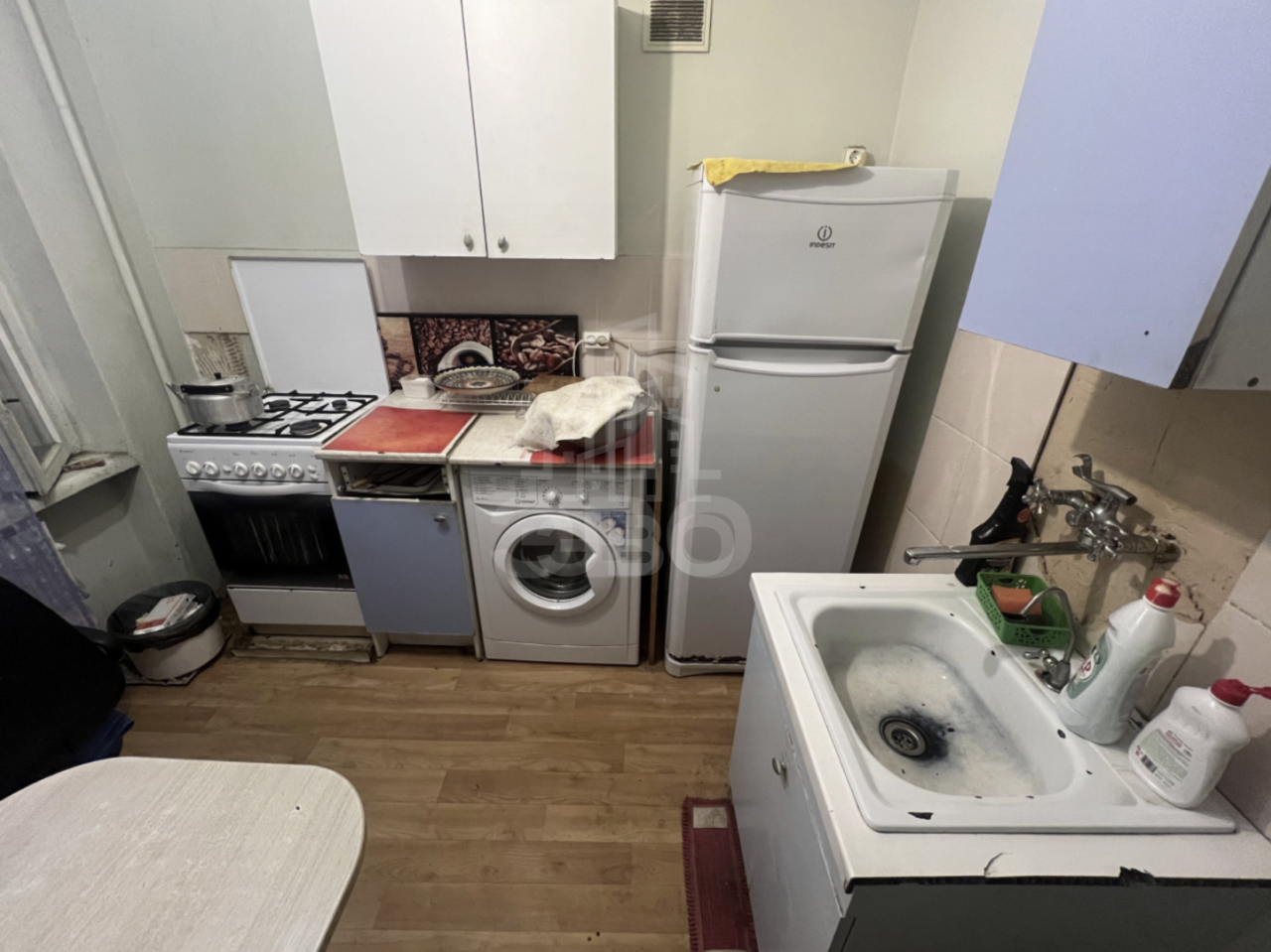 комната в Санкт-Петербурге по адресу: Ярослава Гашека ул., 4, к 3