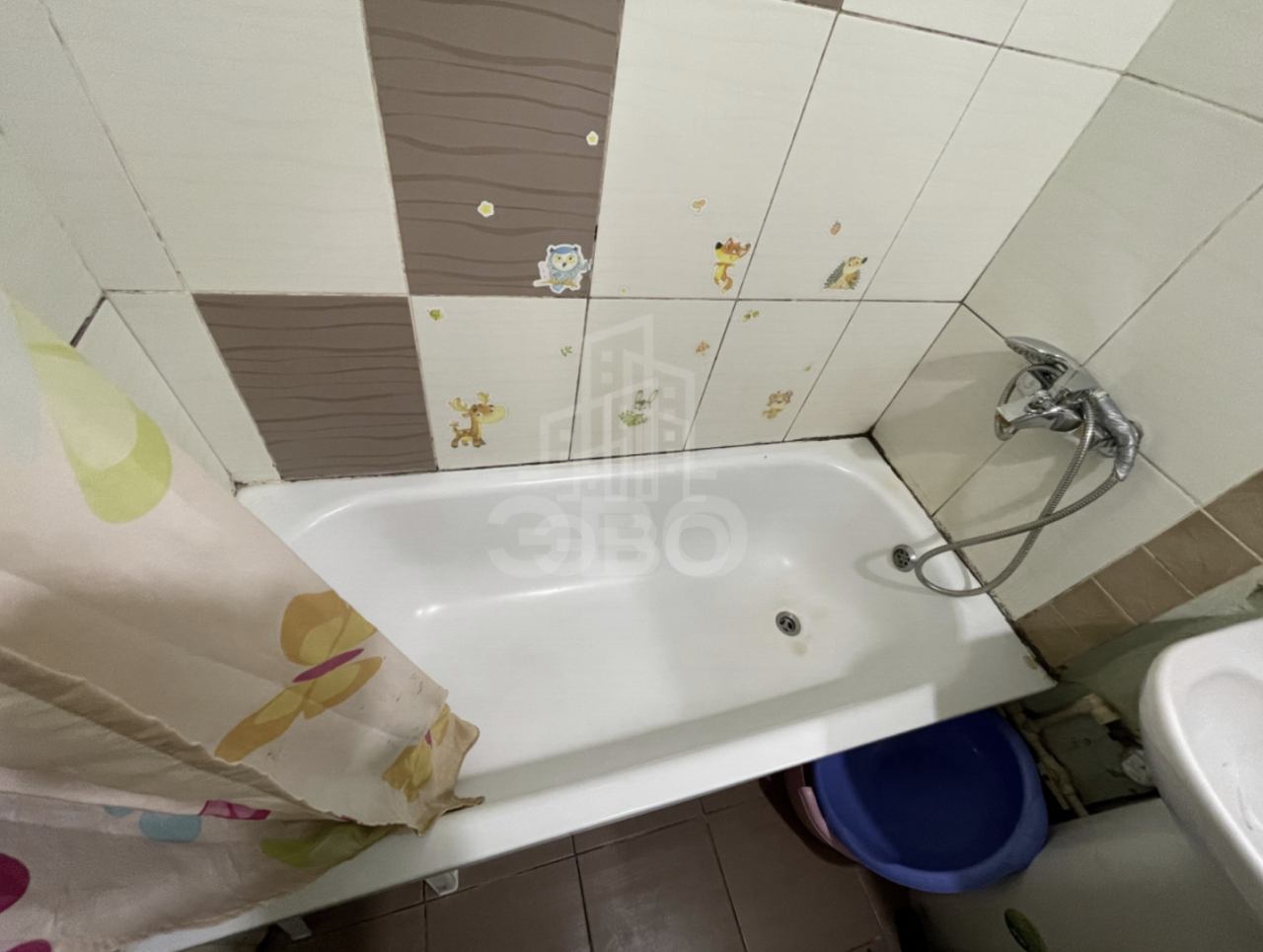 комната в Санкт-Петербурге по адресу: Ярослава Гашека ул., 4, к 3