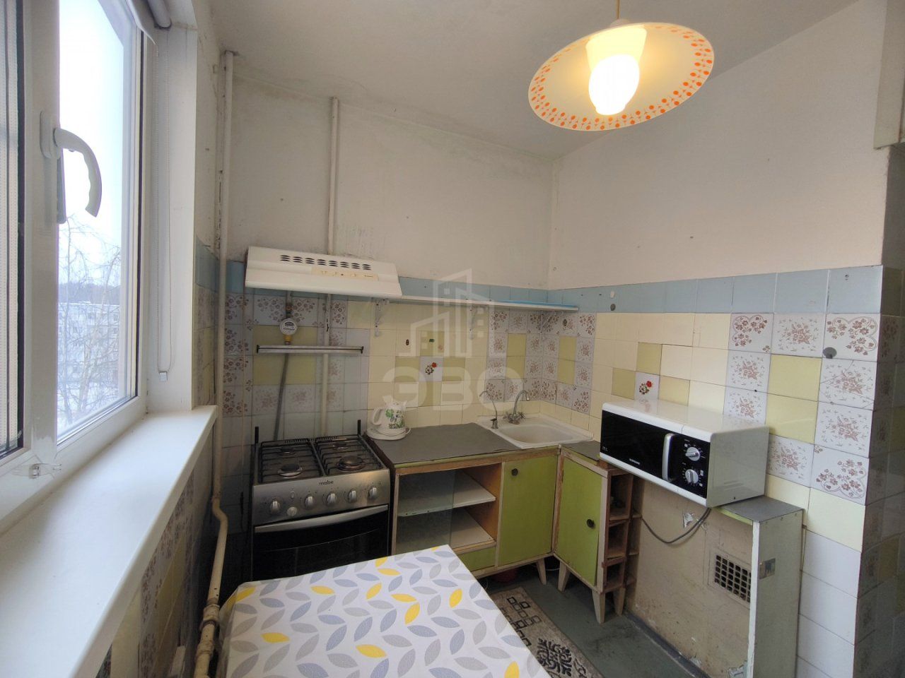 трехкомнатная квартира в Санкт-Петербурге по адресу: Ораниенбаумский проспект, 37, к 1, литера А