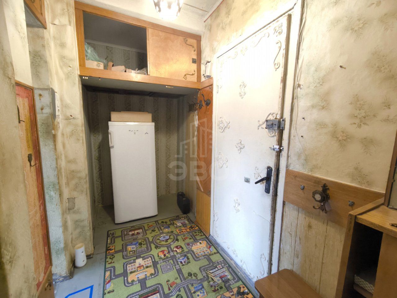 трехкомнатная квартира в Санкт-Петербурге по адресу: Ораниенбаумский проспект, 37, к 1, литера А