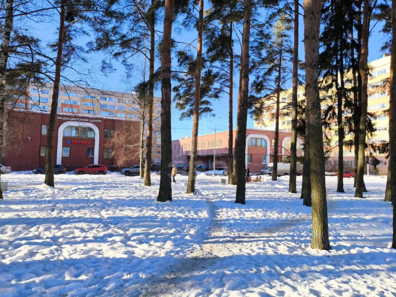 трехкомнатная квартира в Санкт-Петербурге по адресу: Ораниенбаумский проспект, 37, к 1, литера А