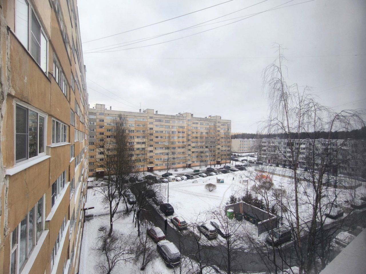 трехкомнатная квартира в Санкт-Петербурге по адресу: Ораниенбаумский проспект, 37, к 1, литера А