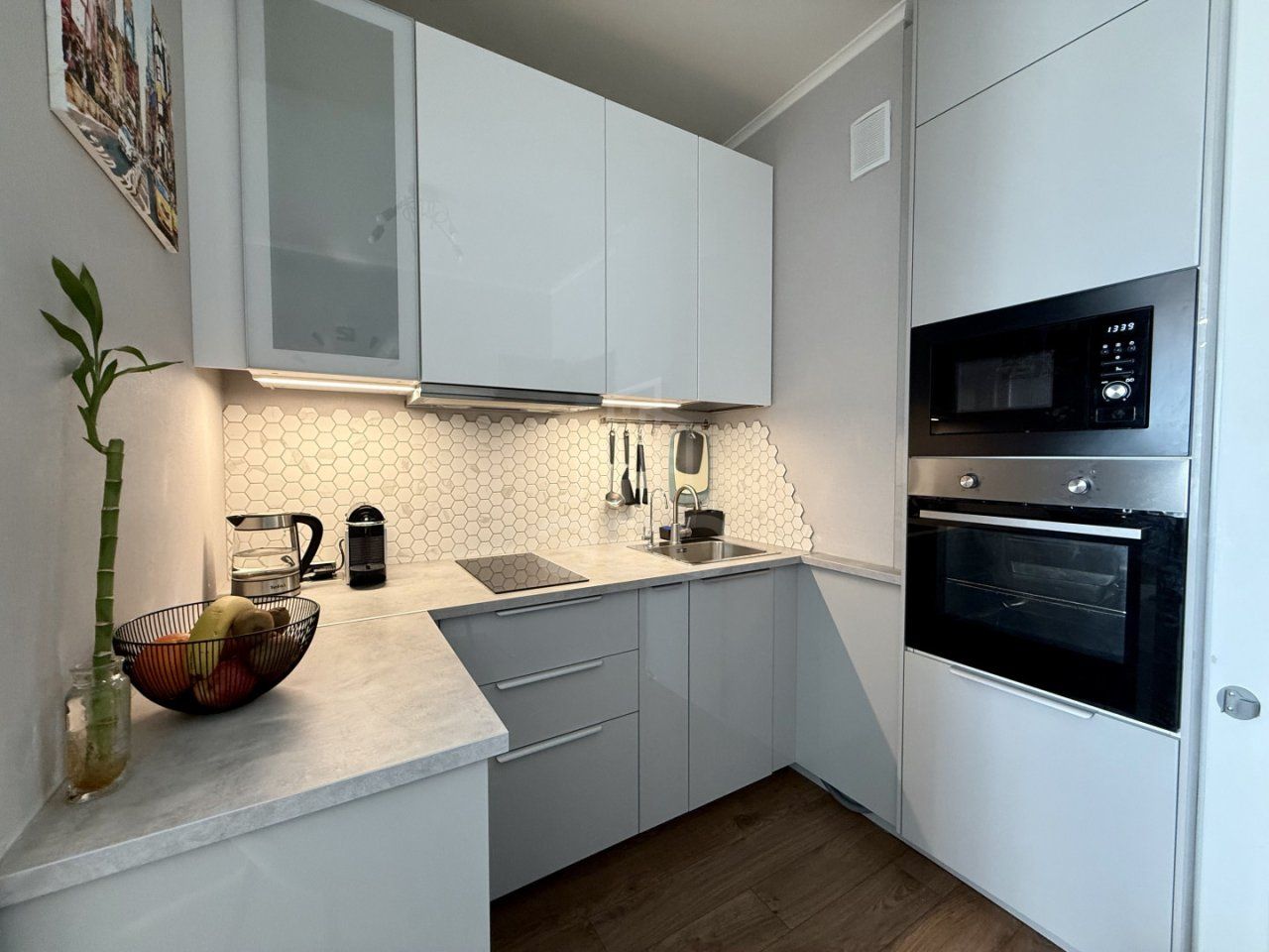 студия в Санкт-Петербурге по адресу: Ленинский проспект, 80, к 1, литера А