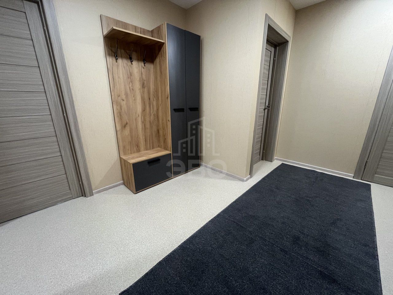 трехкомнатная квартира в Санкт-Петербурге по адресу: Ленинский проспект, 68