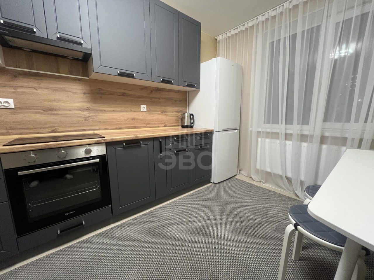 трехкомнатная квартира в Санкт-Петербурге по адресу: Ленинский проспект, 68