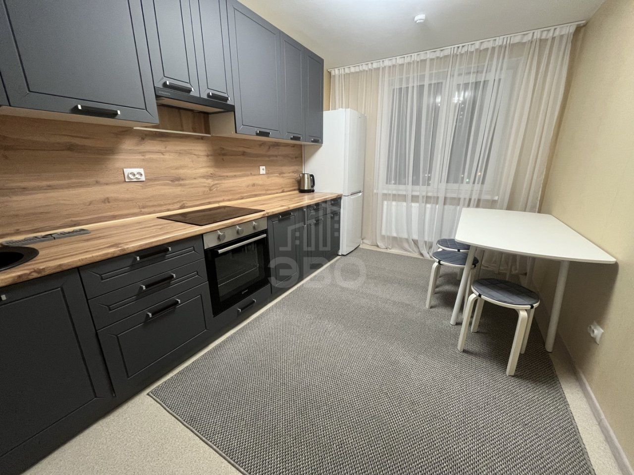 трехкомнатная квартира в Санкт-Петербурге по адресу: Ленинский проспект, 68