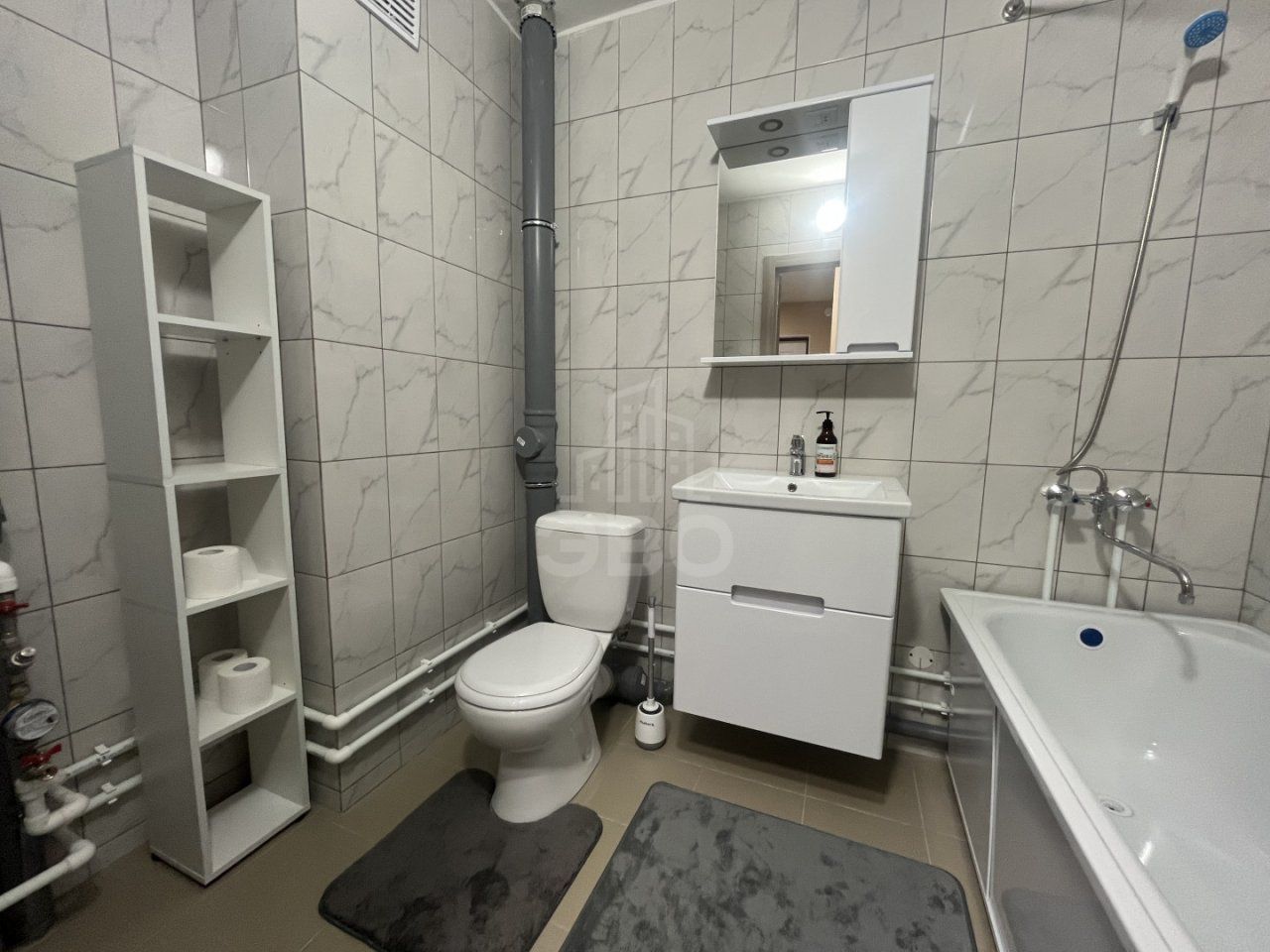 трехкомнатная квартира в Санкт-Петербурге по адресу: Ленинский проспект, 68