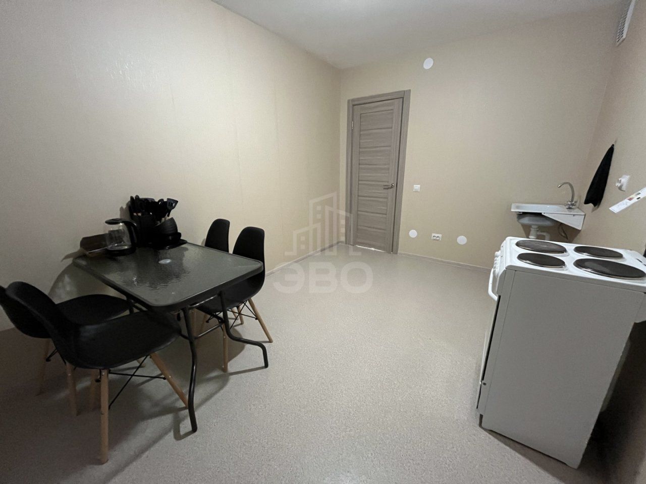 трехкомнатная квартира в Санкт-Петербурге по адресу: Ленинский проспект, 68