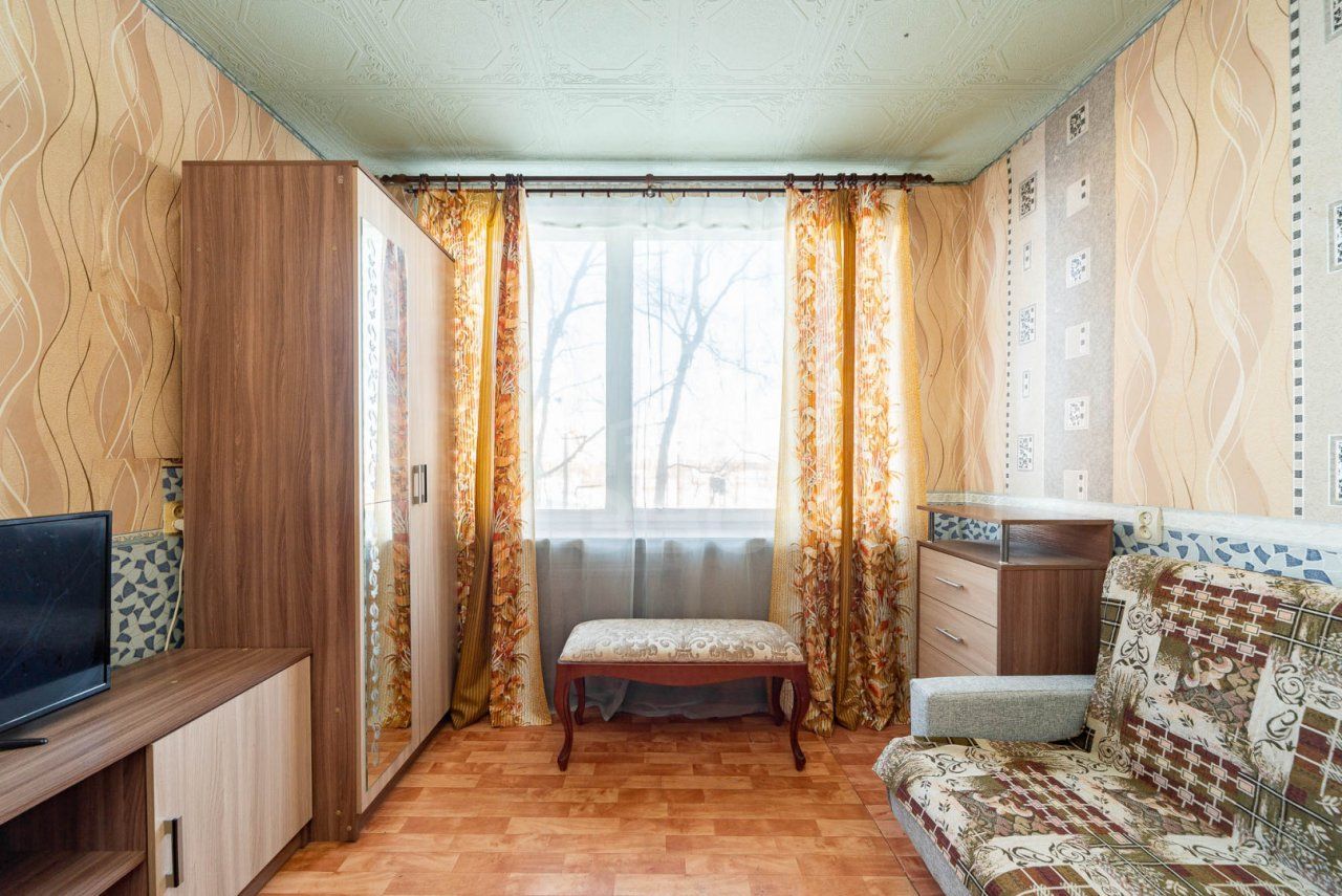 трехкомнатная квартира в Санкт-Петербурге по адресу: Бухарестская ул., 67, к 1