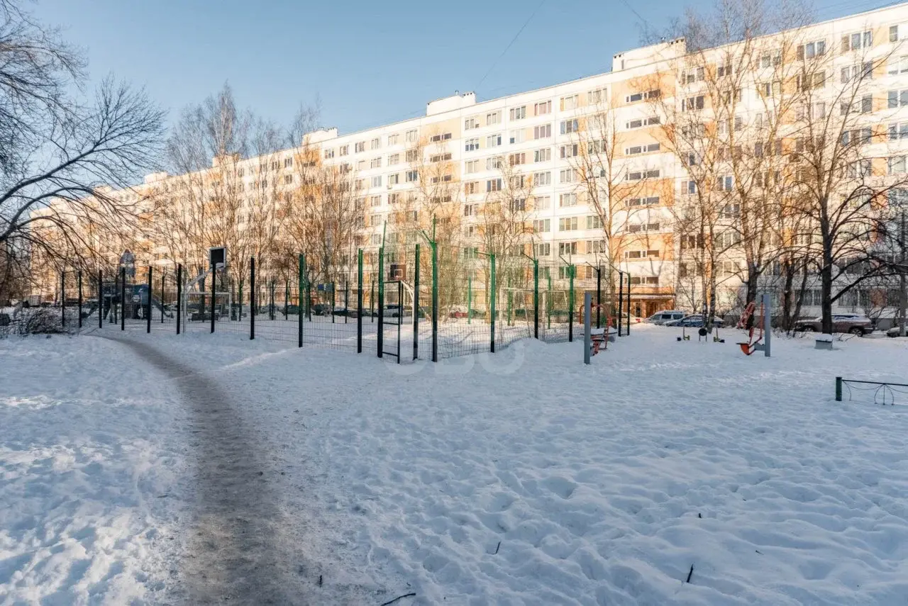 трехкомнатная квартира в Санкт-Петербурге по адресу: Бухарестская ул., 67, к 1