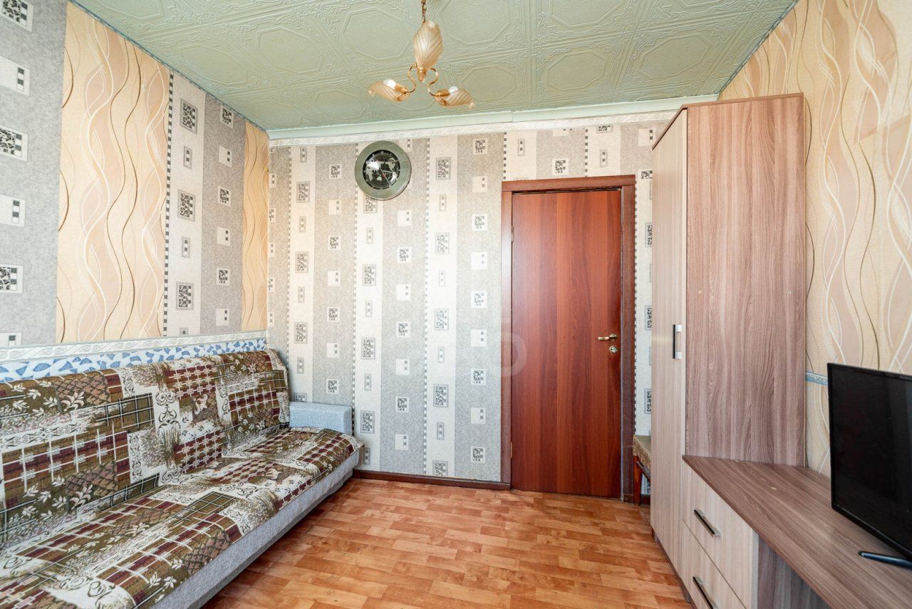 трехкомнатная квартира в Санкт-Петербурге по адресу: Бухарестская ул., 67, к 1