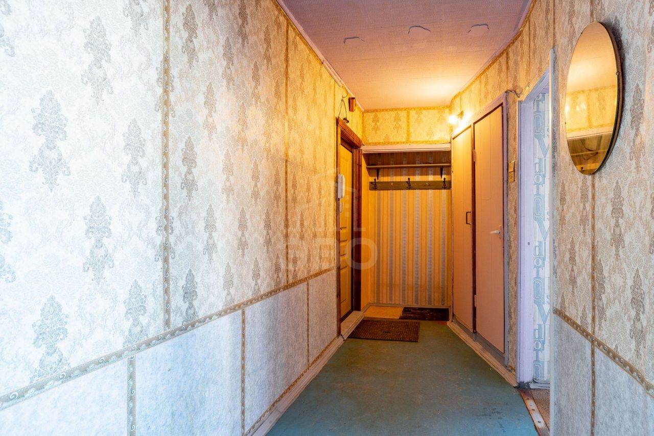 трехкомнатная квартира в Санкт-Петербурге по адресу: Бухарестская ул., 67, к 1