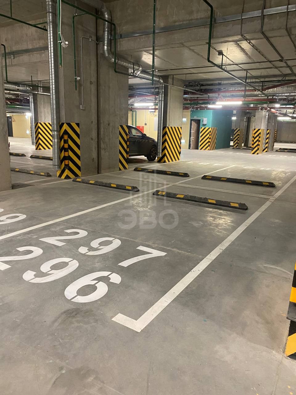 трехкомнатная квартира в Санкт-Петербурге по адресу: Миклухо Маклая наб., 3, к 1