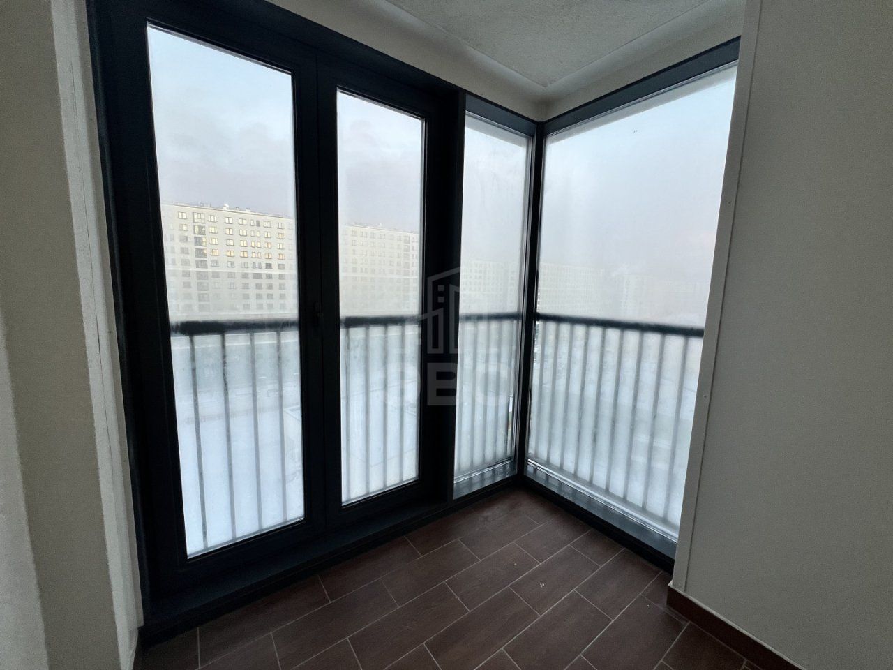 трехкомнатная квартира в Санкт-Петербурге по адресу: Миклухо Маклая наб., 3, к 1