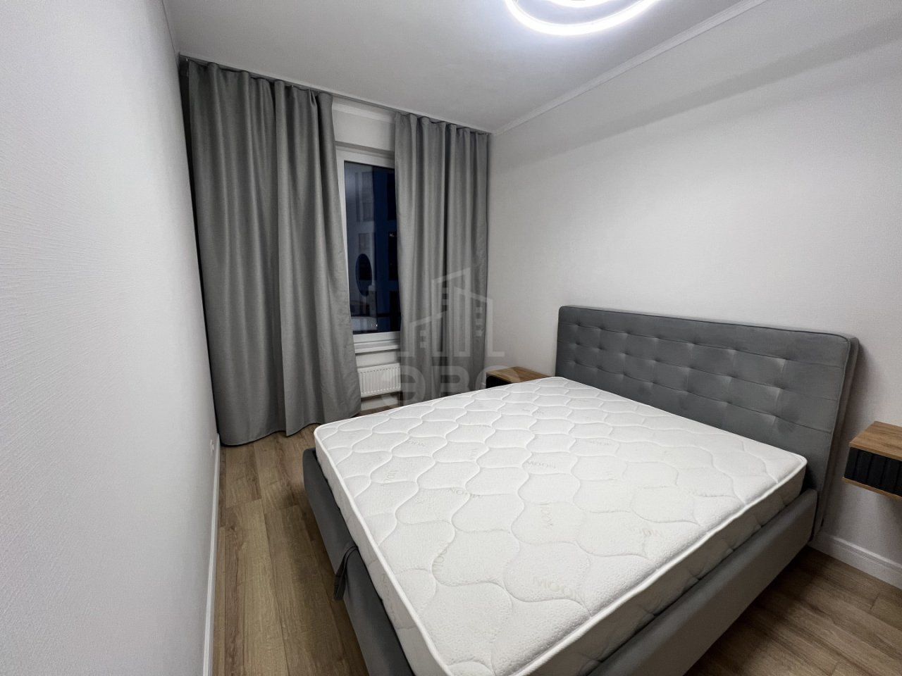 трехкомнатная квартира в Санкт-Петербурге по адресу: Миклухо Маклая наб., 3, к 1