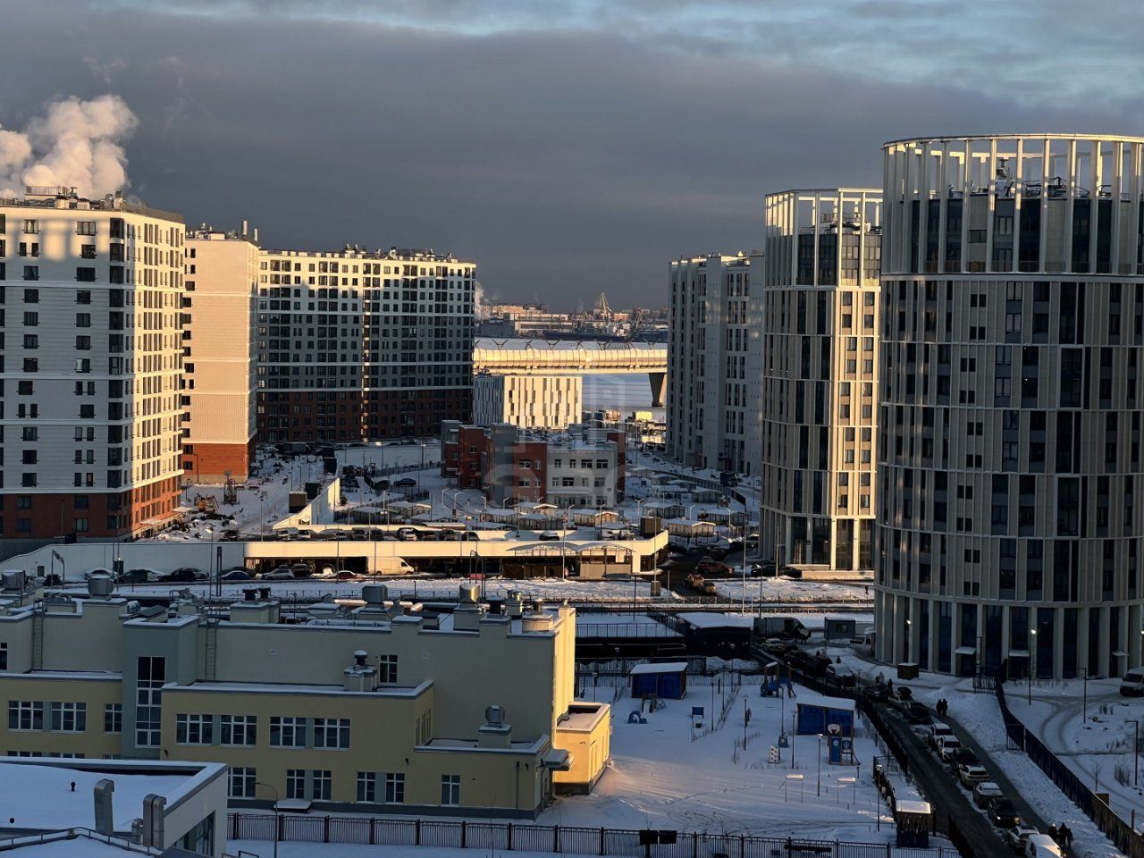 трехкомнатная квартира в Санкт-Петербурге по адресу: Миклухо Маклая наб., 3, к 1