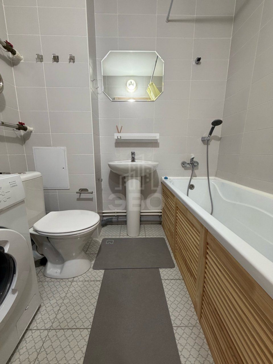 однокомнатная квартира в Санкт-Петербурге по адресу: Русановская ул., 16, к 3