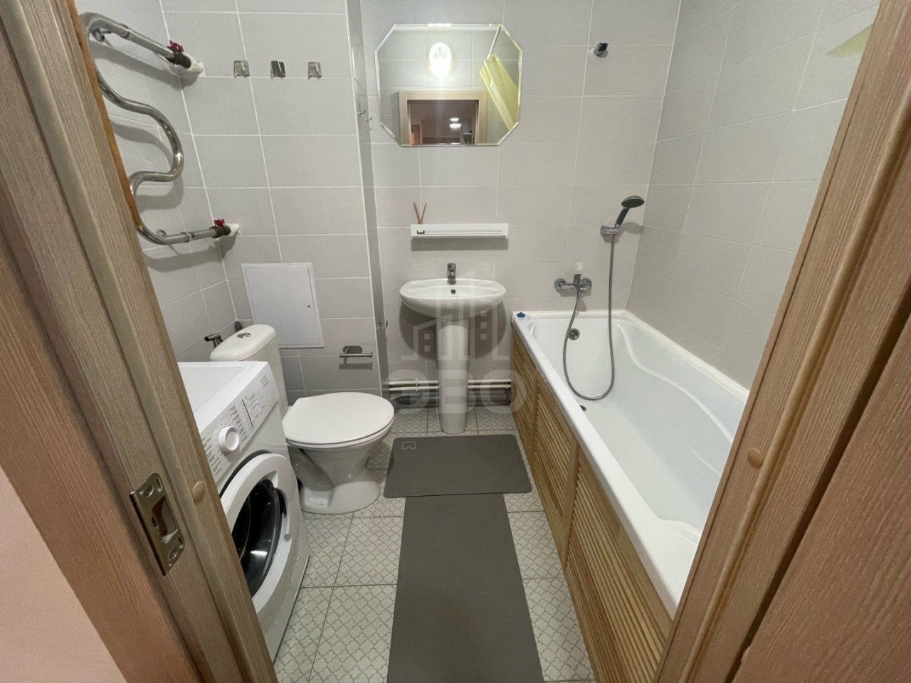 однокомнатная квартира в Санкт-Петербурге по адресу: Русановская ул., 16, к 3