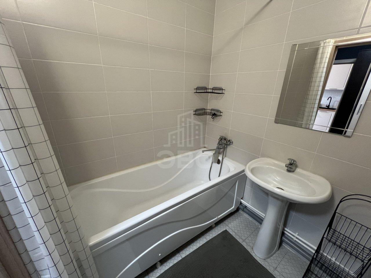 однокомнатная квартира в Ленинградской области по адресу: Шоссе в Лаврики ул., 57, к 1