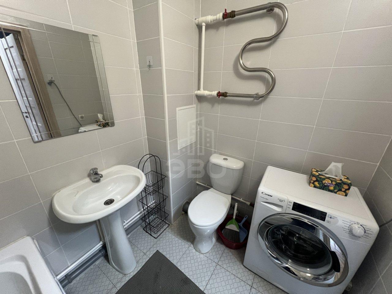 однокомнатная квартира в Ленинградской области по адресу: Шоссе в Лаврики ул., 57, к 1