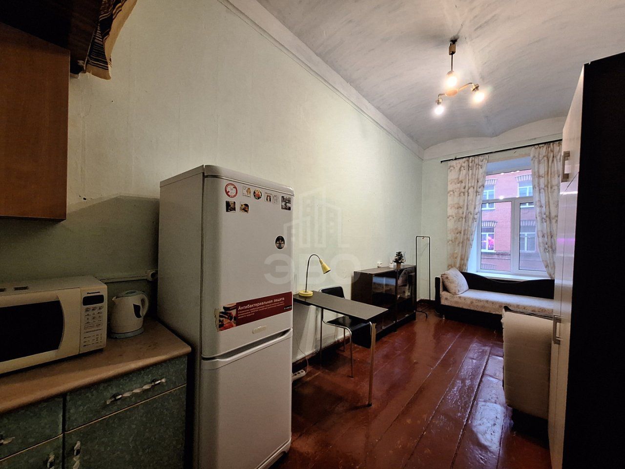 комната в Санкт-Петербурге по адресу: Нарвский проспект, 9, к 3