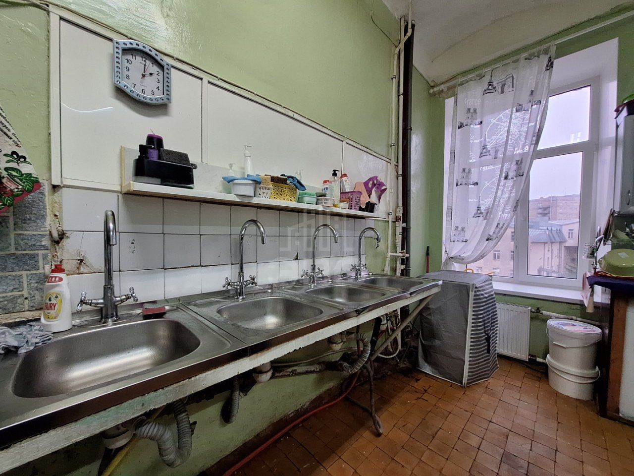 комната в Санкт-Петербурге по адресу: Нарвский проспект, 9, к 3