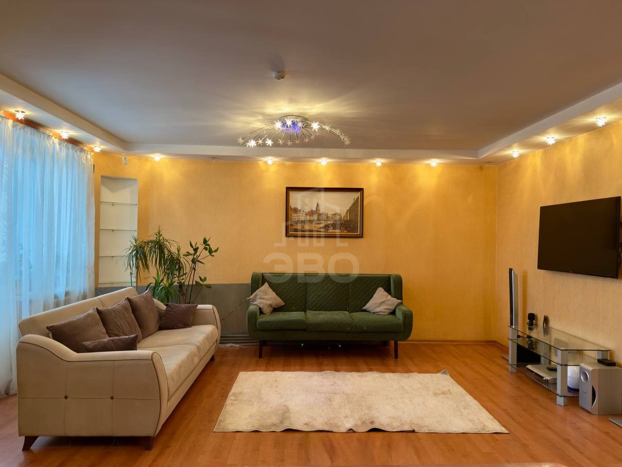 двухкомнатная квартира в Санкт-Петербурге по адресу: Маршала Жукова проспект, 36, к 1