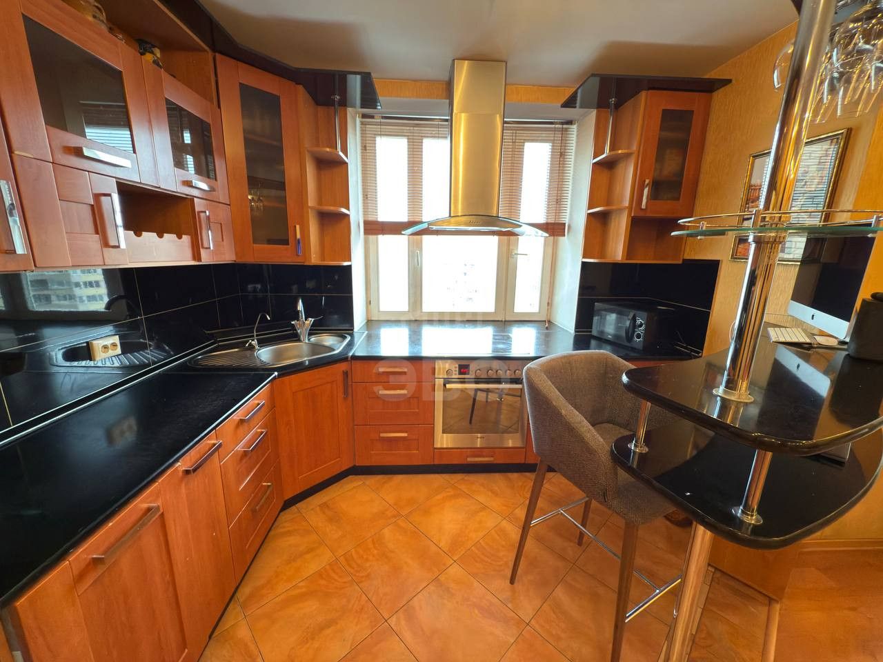 двухкомнатная квартира в Санкт-Петербурге по адресу: Маршала Жукова проспект, 36, к 1