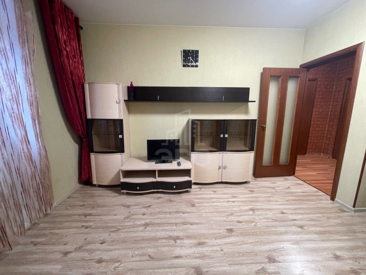 однокомнатная квартира в Санкт-Петербурге по адресу: Школьная ул., 14