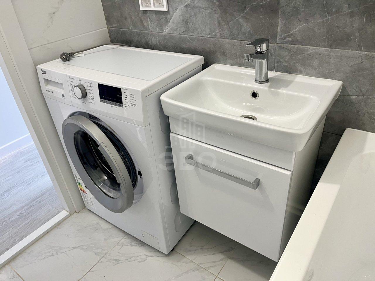 однокомнатная квартира в Санкт-Петербурге по адресу: Уральская ул., 25