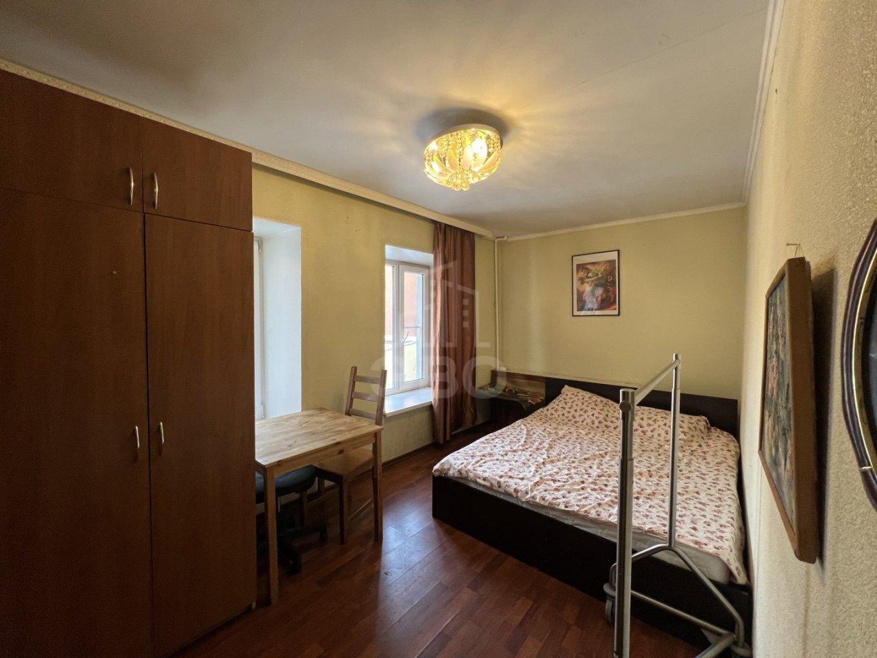 трехкомнатная квартира в Санкт-Петербурге по адресу: Восстания пл., 11