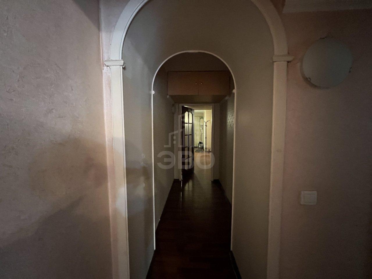 трехкомнатная квартира в Санкт-Петербурге по адресу: Восстания пл., 11