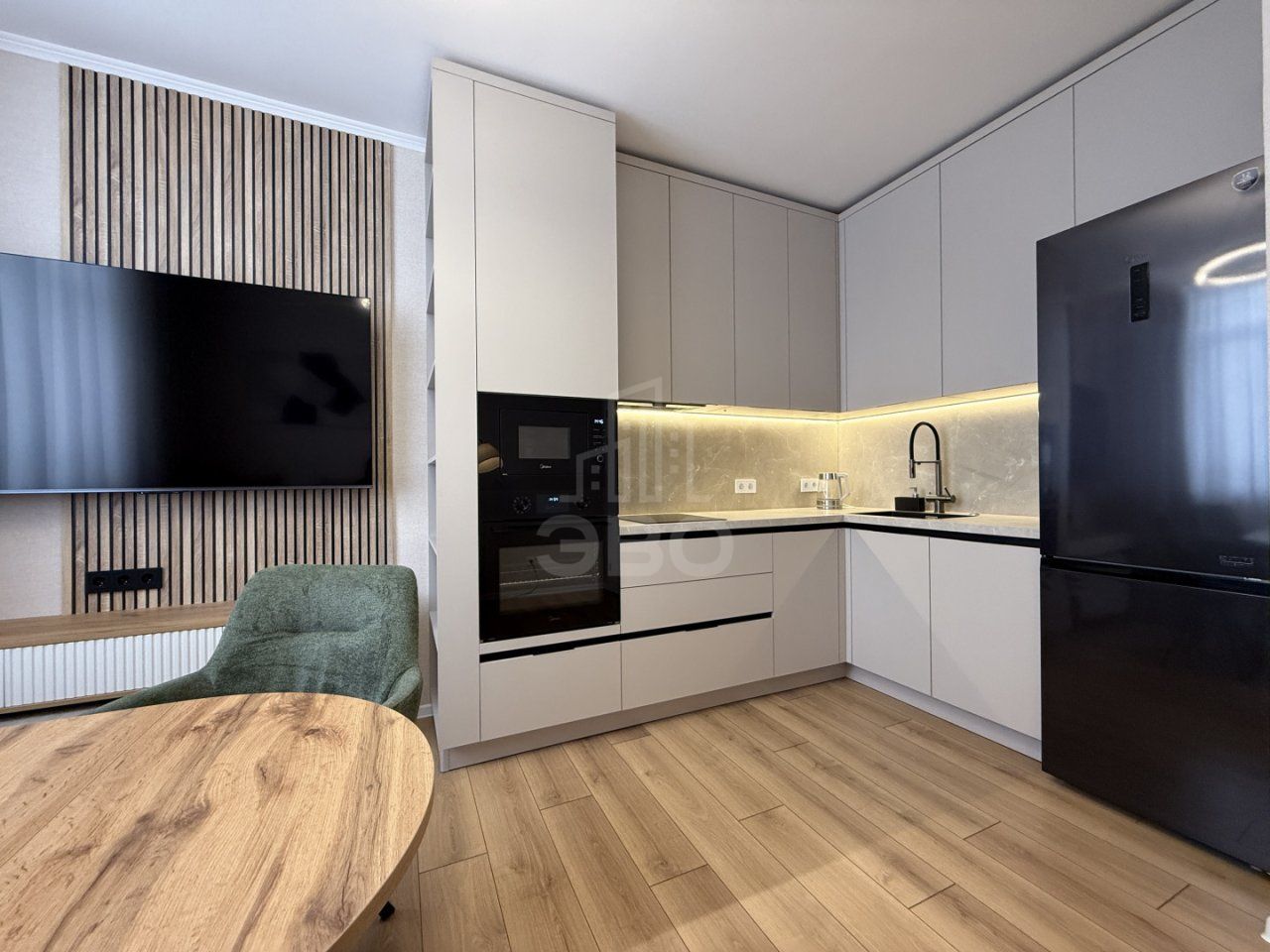 двухкомнатная квартира в Ленинградской области по адресу: Мира ул., 7, к 2