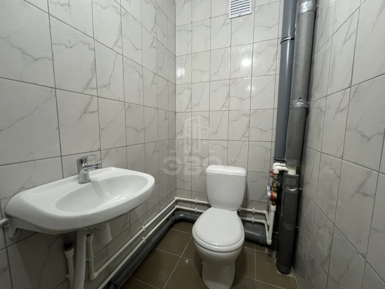 трехкомнатная квартира в Санкт-Петербурге по адресу: Ленинский проспект, 68