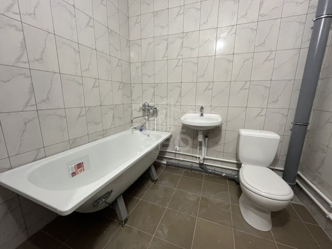 трехкомнатная квартира в Санкт-Петербурге по адресу: Ленинский проспект, 68