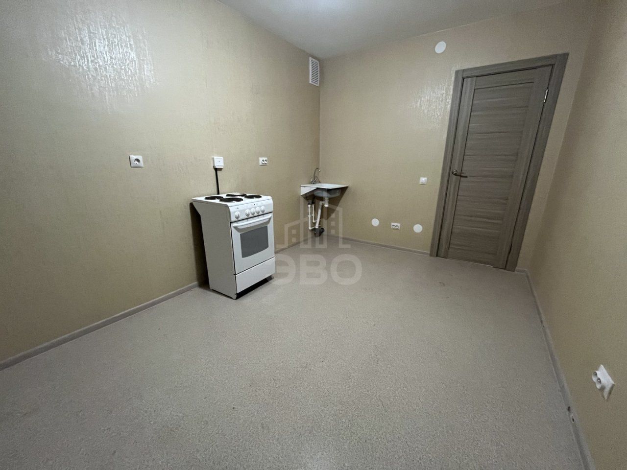 трехкомнатная квартира в Санкт-Петербурге по адресу: Ленинский проспект, 68