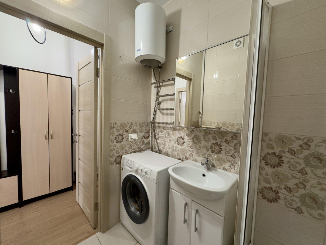 студия в Ленинградской области по адресу: Английская ул., 3, к 2