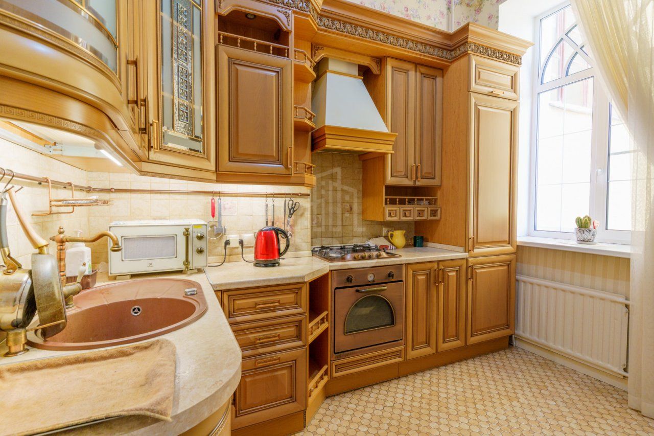 двухкомнатная квартира в Санкт-Петербурге по адресу: Шпалерная ул., 30