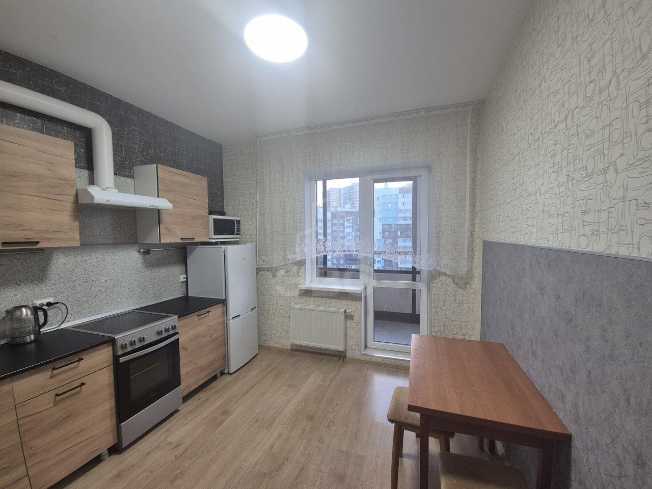 однокомнатная квартира в Санкт-Петербурге по адресу: Комендантский проспект, 71