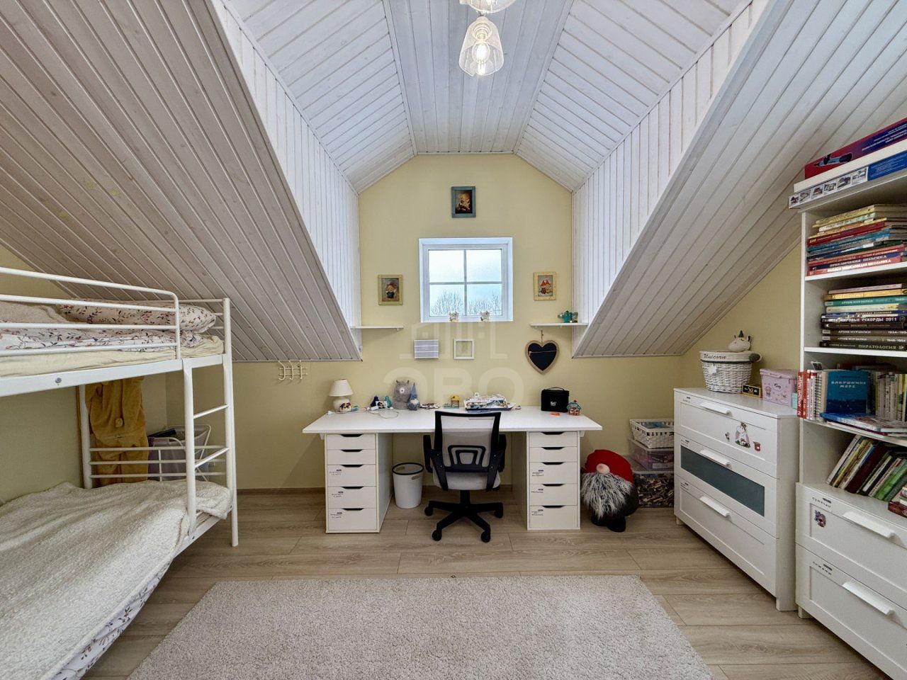 загородная недвижимость в Ленинградской области по адресу: Рябиновая ул., 17