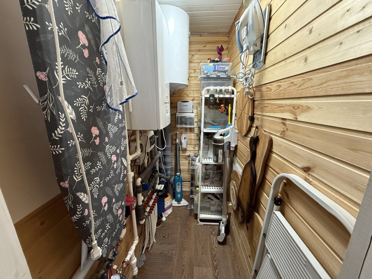 загородная недвижимость в Ленинградской области по адресу: Рябиновая ул., 17