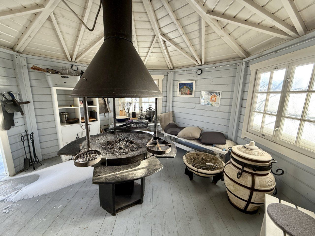 загородная недвижимость в Ленинградской области по адресу: Рябиновая ул., 17