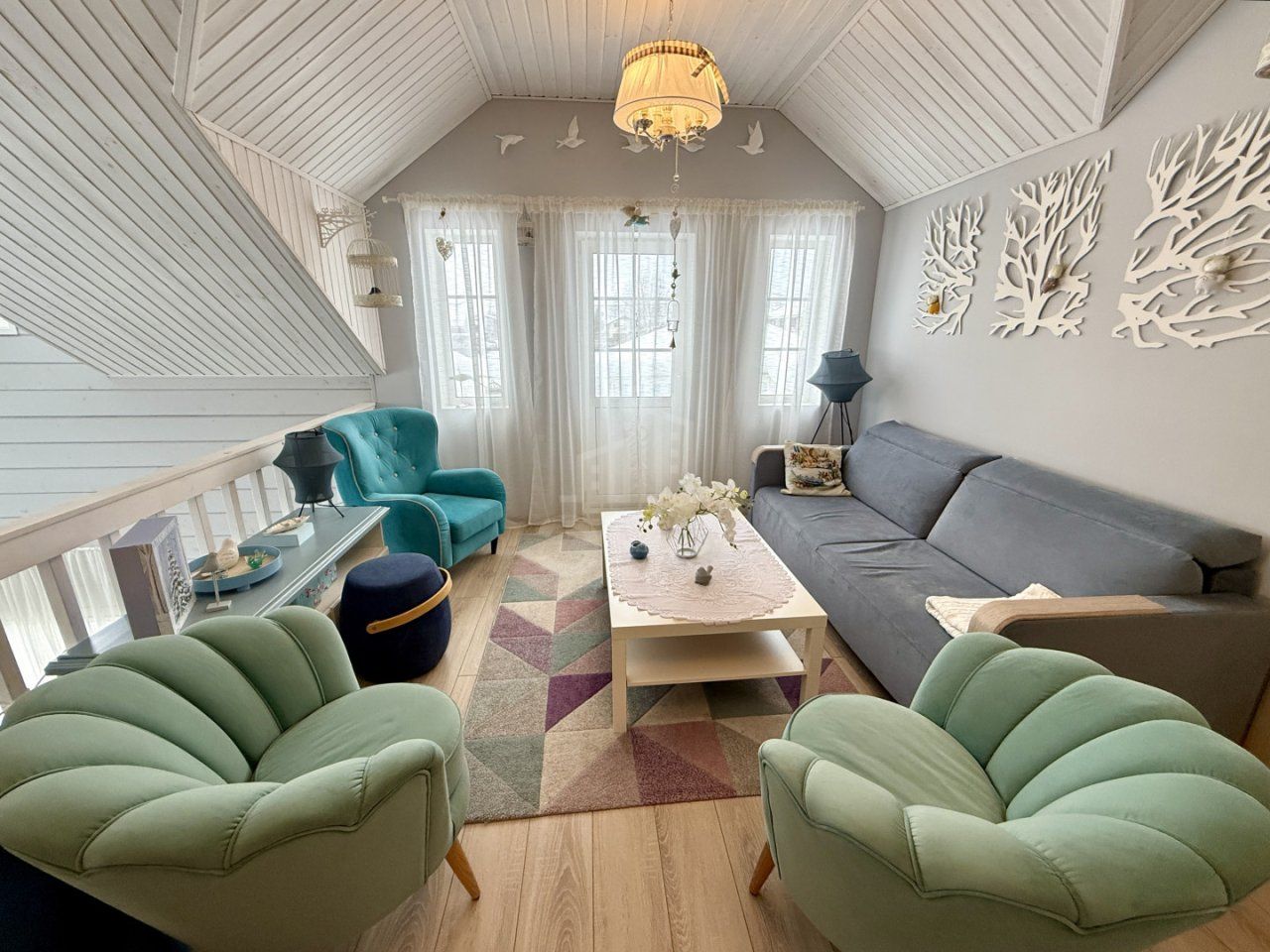 загородная недвижимость в Ленинградской области по адресу: Рябиновая ул., 17