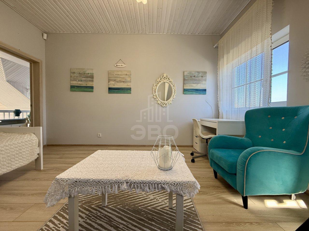 загородная недвижимость в Ленинградской области по адресу: Рябиновая ул., 17