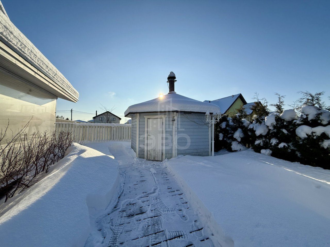 загородная недвижимость в Ленинградской области по адресу: Рябиновая ул., 17