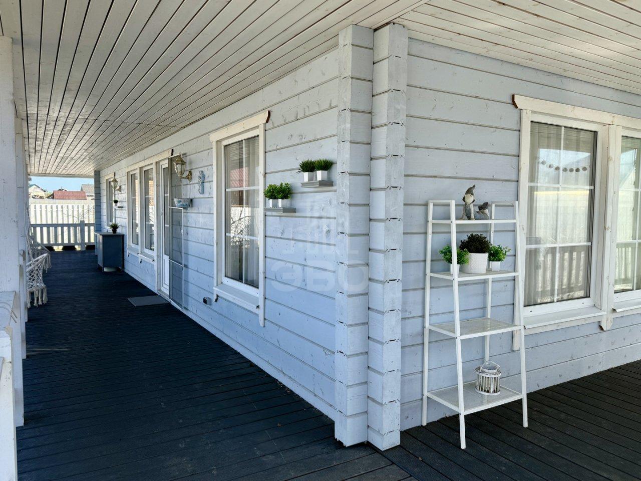 загородная недвижимость в Ленинградской области по адресу: Рябиновая ул., 17