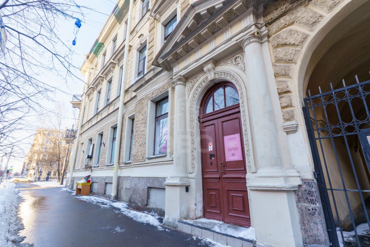 коммерция в Санкт-Петербурге по адресу: 2-я В.О. линия, 13/6