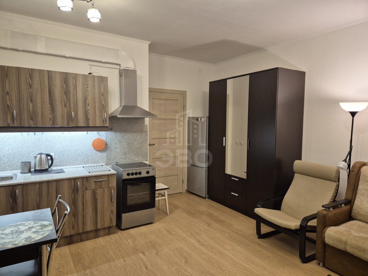 студия в Санкт-Петербурге по адресу: Комендантский проспект, 66, к 1