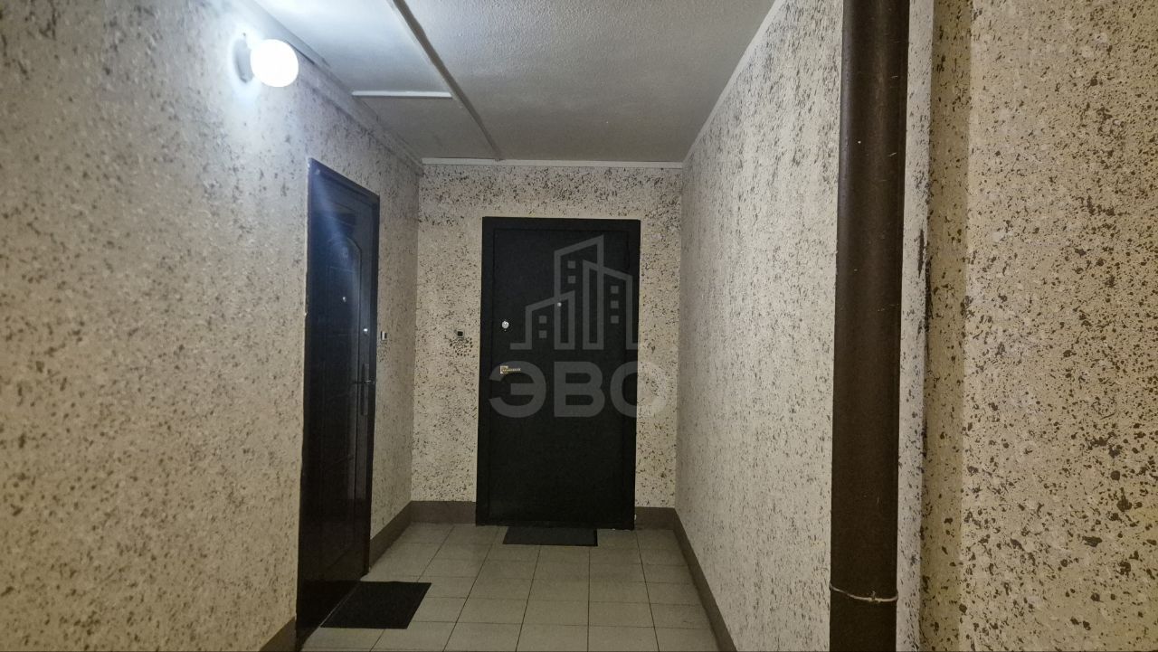 однокомнатная квартира в Санкт-Петербурге по адресу: Коммунаров ул., 190