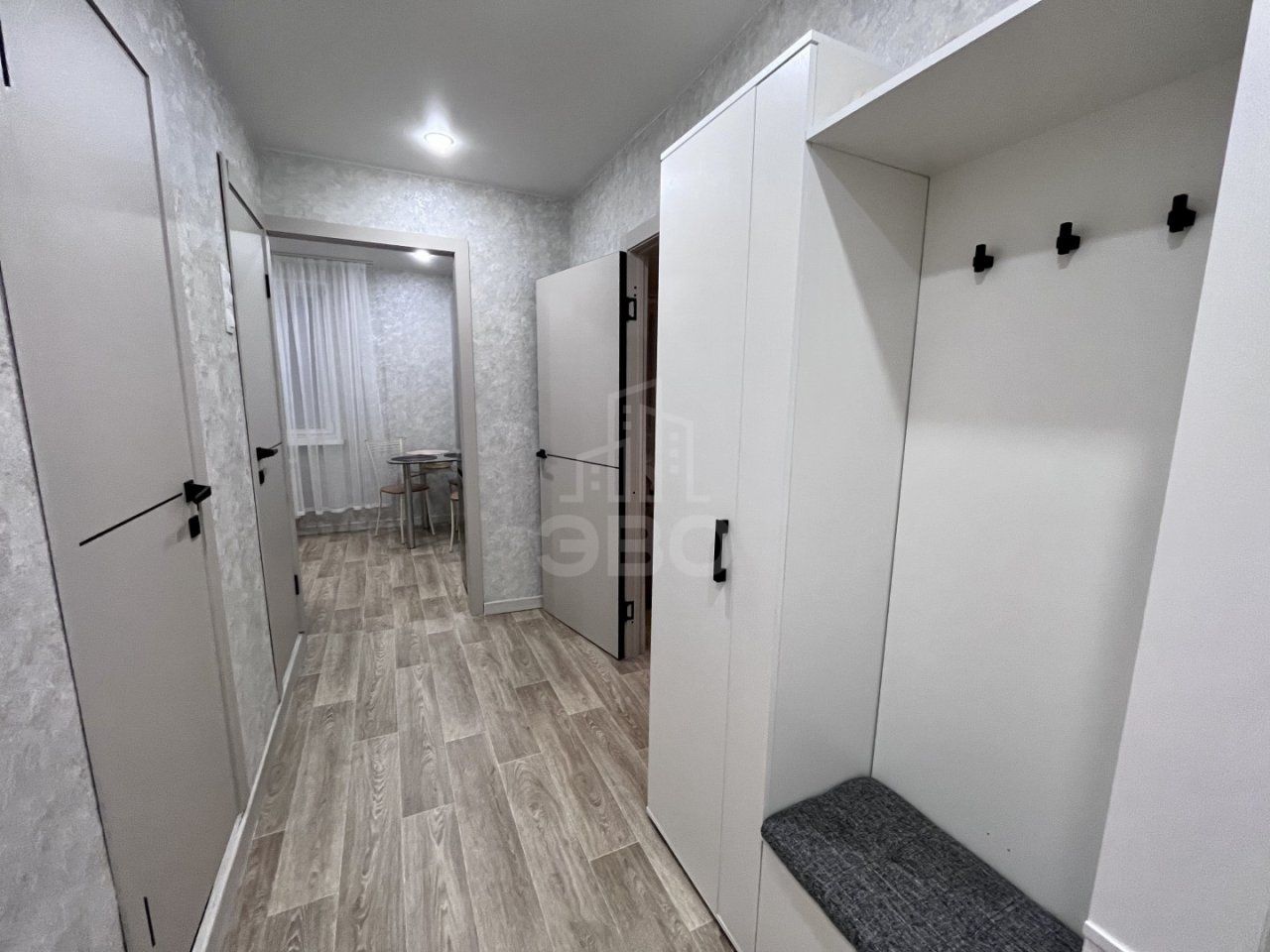 однокомнатная квартира в Санкт-Петербурге по адресу: Октябрьская наб., 80, к 5